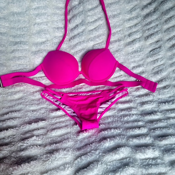 NWOT Rare Victoria’s Secret Bikini The Hottie Halter Hot Pink 34D/Small bottom - Picture 10 of 13